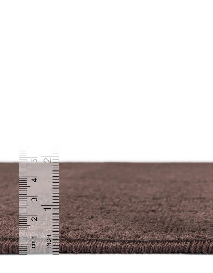 Detail image of  2' 7 x 10' Valencia Runner Rug