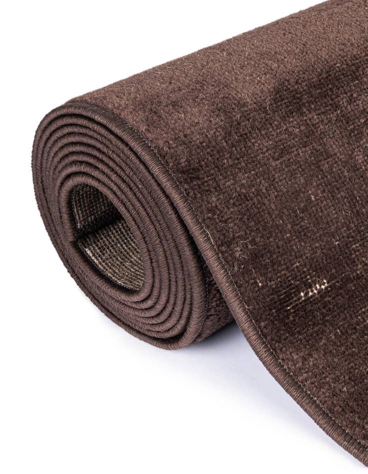 Detail image of  2' 7 x 10' Valencia Runner Rug