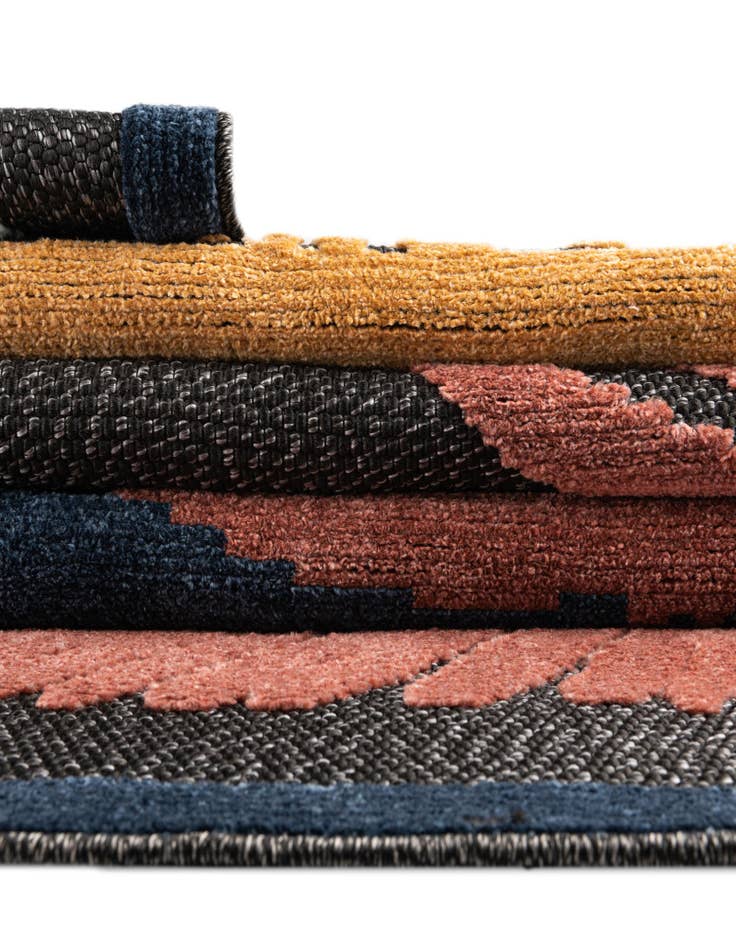 Detail image of  5' 3 x 5' 3  Washable Belize Indoor / Outdoor Square Rug