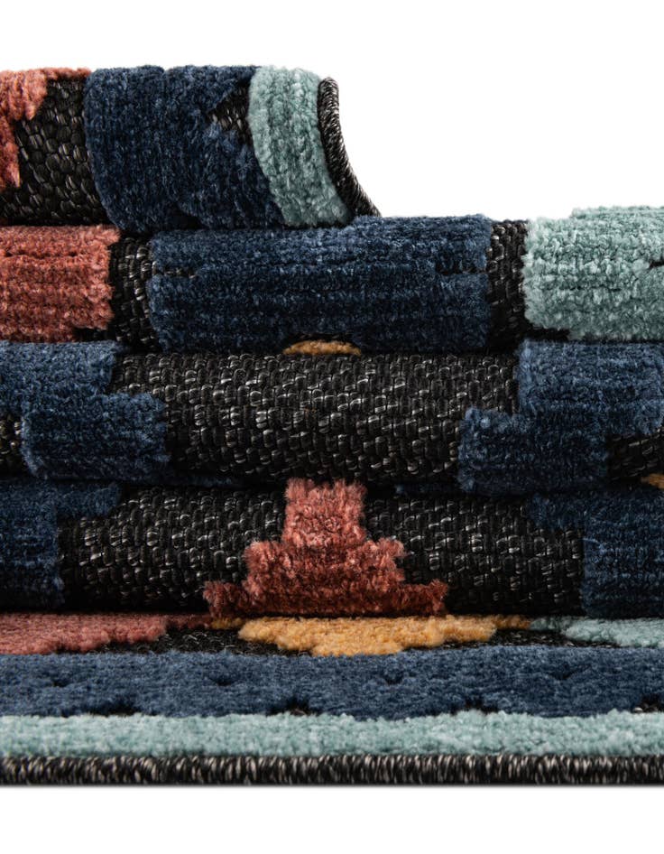Detail image of  5' 3 x 5' 3  Washable Belize Indoor / Outdoor Square Rug