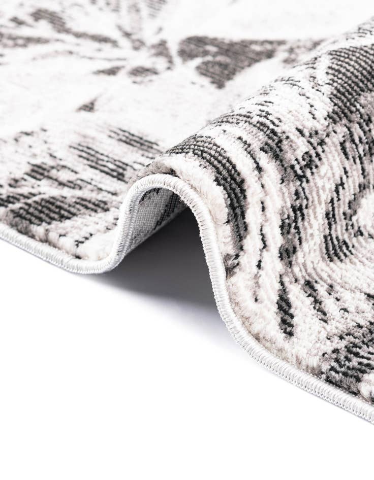 Detail image of  7' 10 x 7' 10 Blossom Square Rug