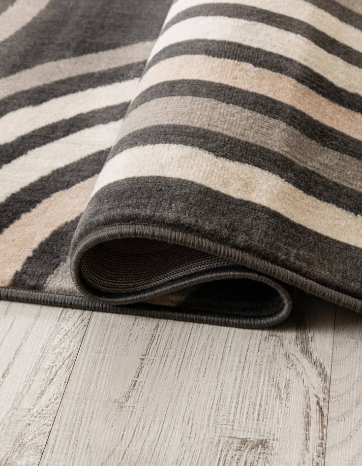 Detail image of  7' 10 x 7' 10 Charlotte Square Rug