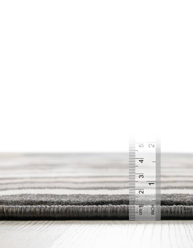 Detail image of  7' 10 x 7' 10 Charlotte Square Rug