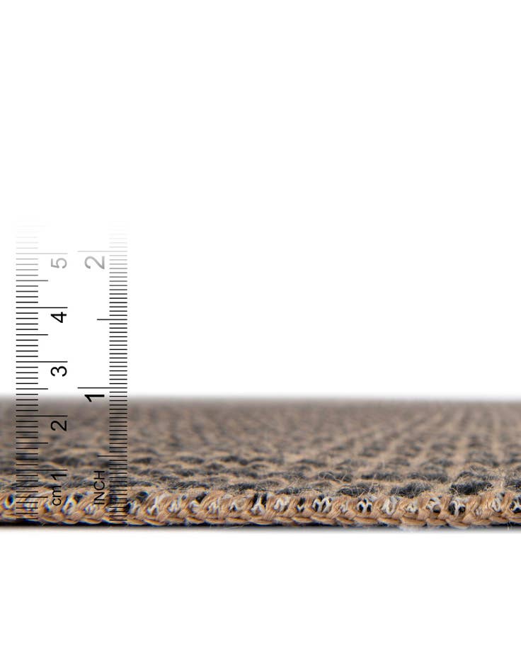 Detail image of  7' 10 x 7' 10 Cottage Farm Square Rug