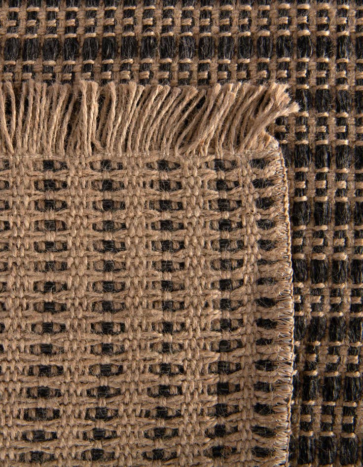 Detail image of  7' 10 x 7' 10 Cottage Farm Square Rug