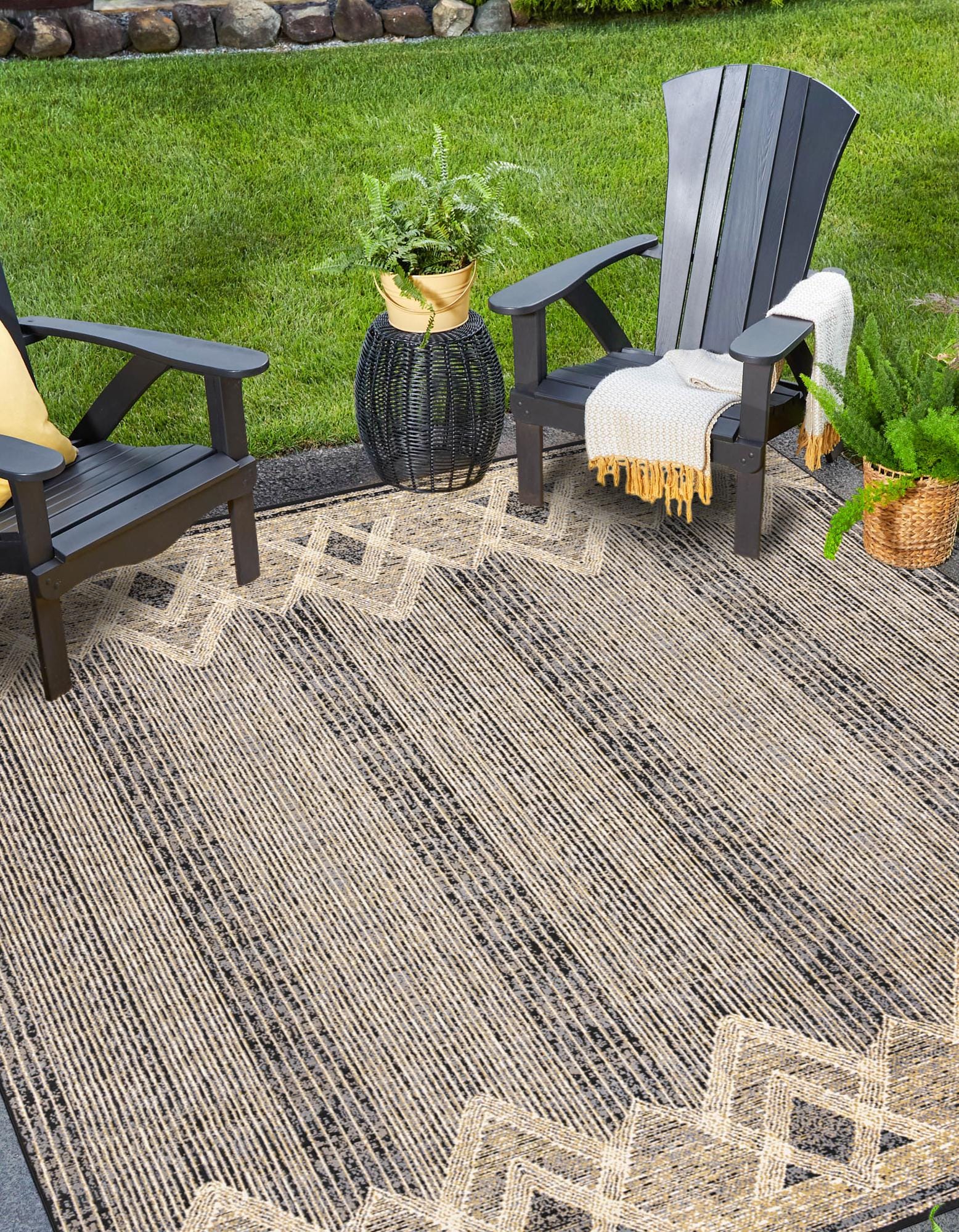 Charcoal 10' x 10' Modern Indoor / Outdoor Square Rug | Rugs.com