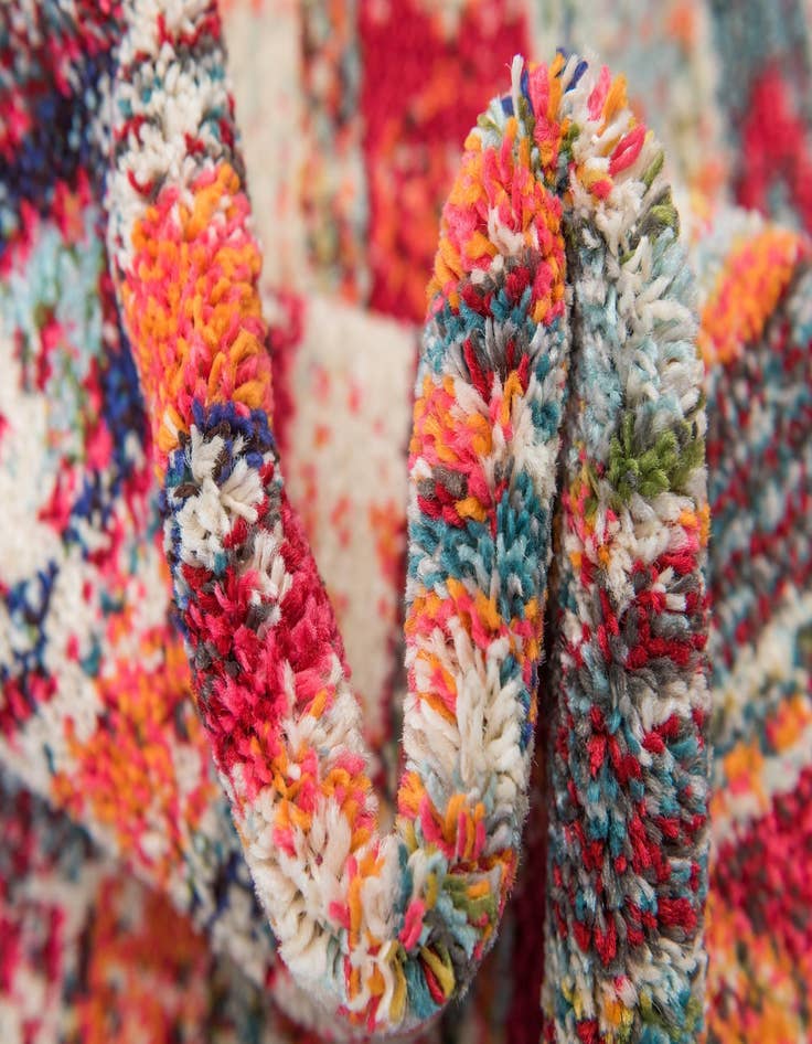 Detail image of  10' 6 x 16' 5  Washable Mesa Rug