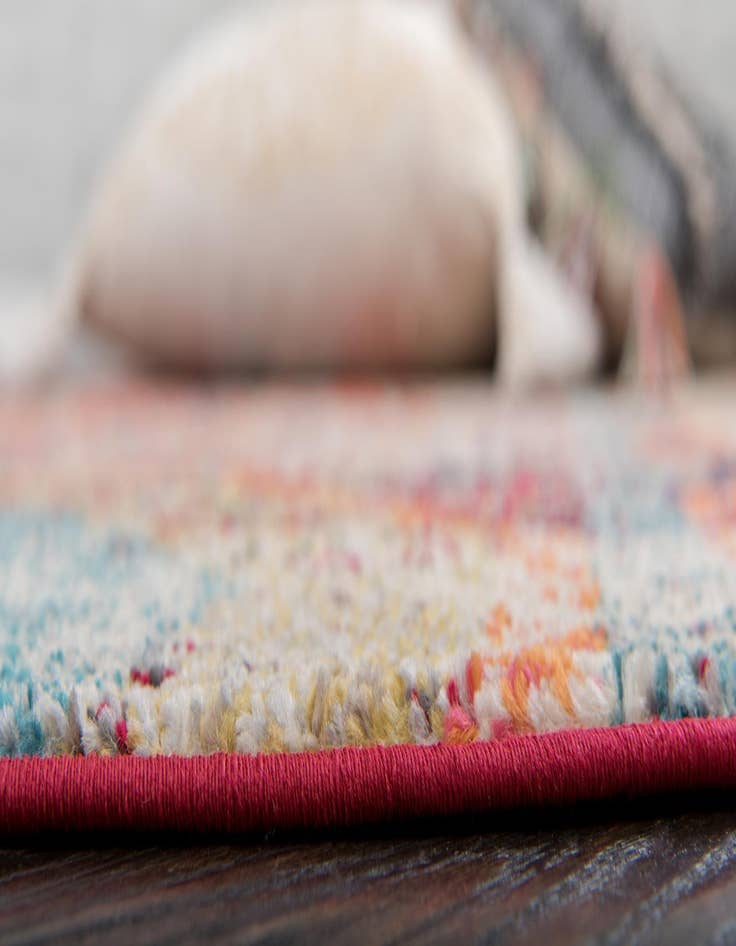 Detail image of  3' 3 x 3' 3  Washable Mesa Round Rug
