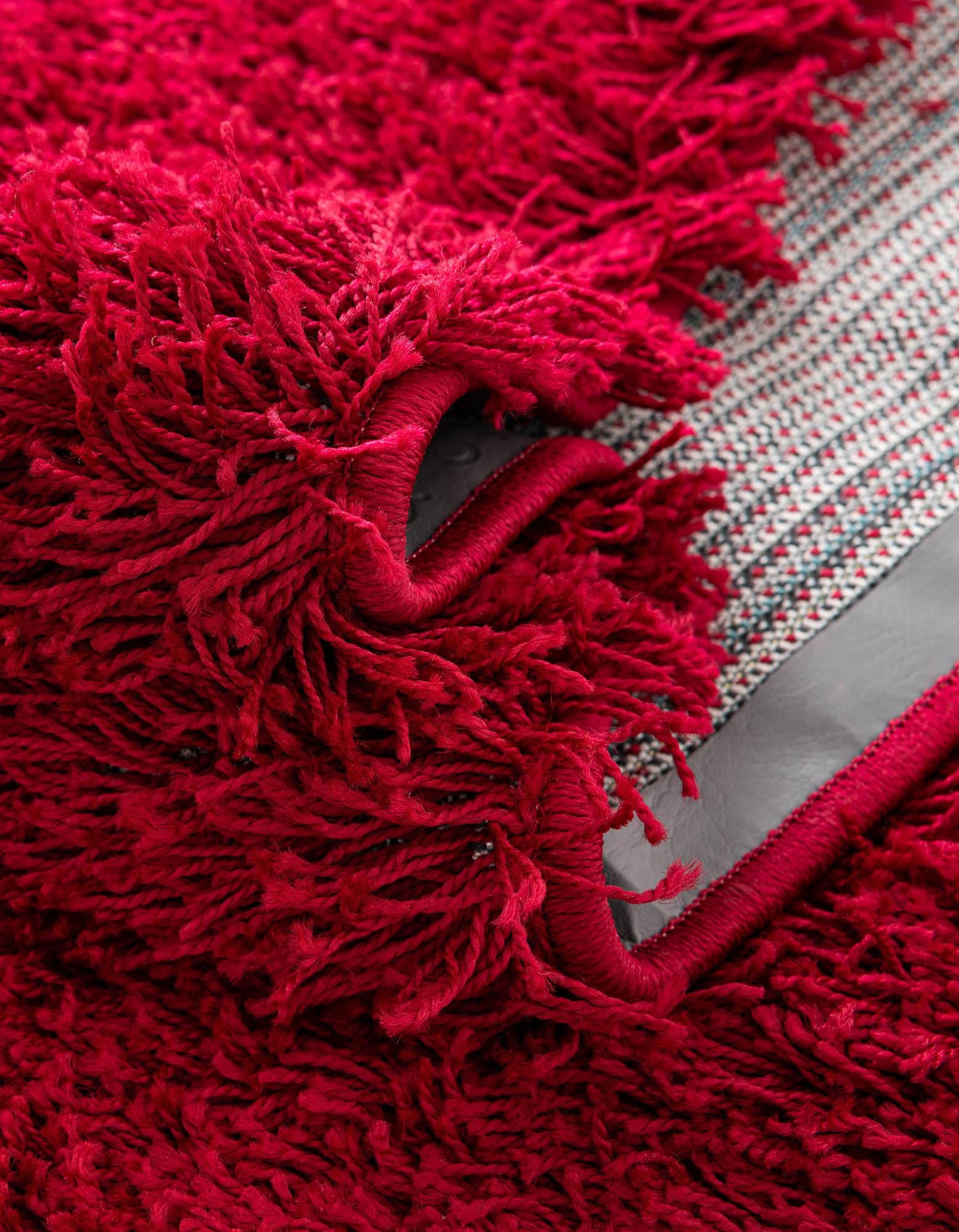 Cherry Red 5' 3 x 8' Solid Shag Rug | Rugs.com