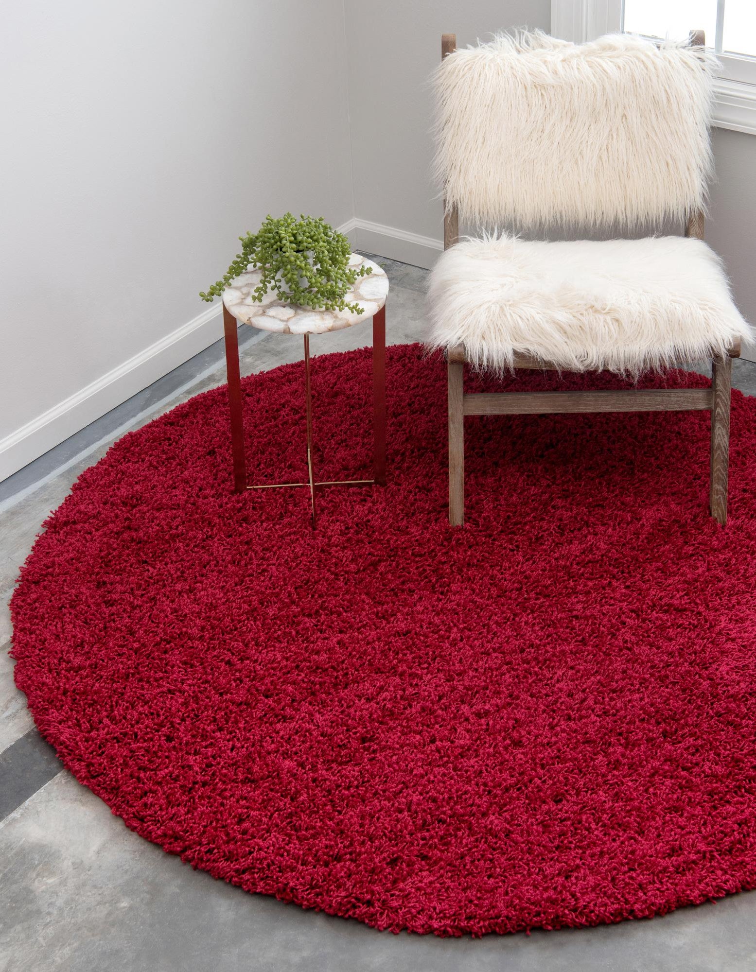Cherry Red 7' x 7' Solid Shag Round Rug | Rugs.com