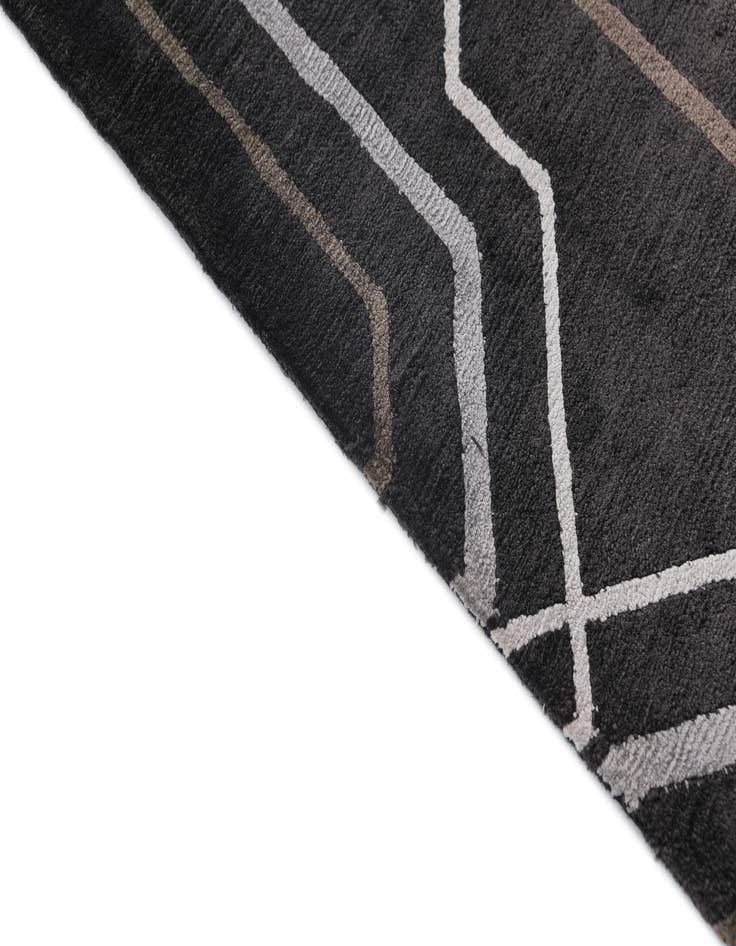 Detail image of  6' 8 x 9' 10  Hand Knotted Darya Wool Rug