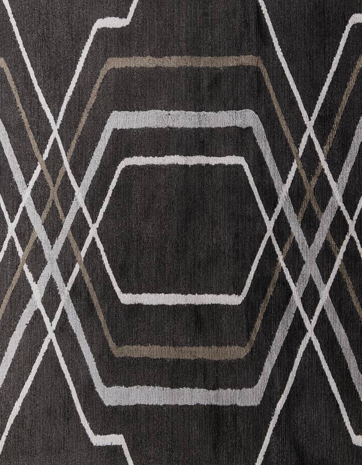 Detail image of  6' 8 x 9' 10  Hand Knotted Darya Wool Rug