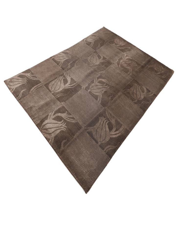 Detail image of  6' 9 x 10' 2  Hand Knotted Darya Wool Rug