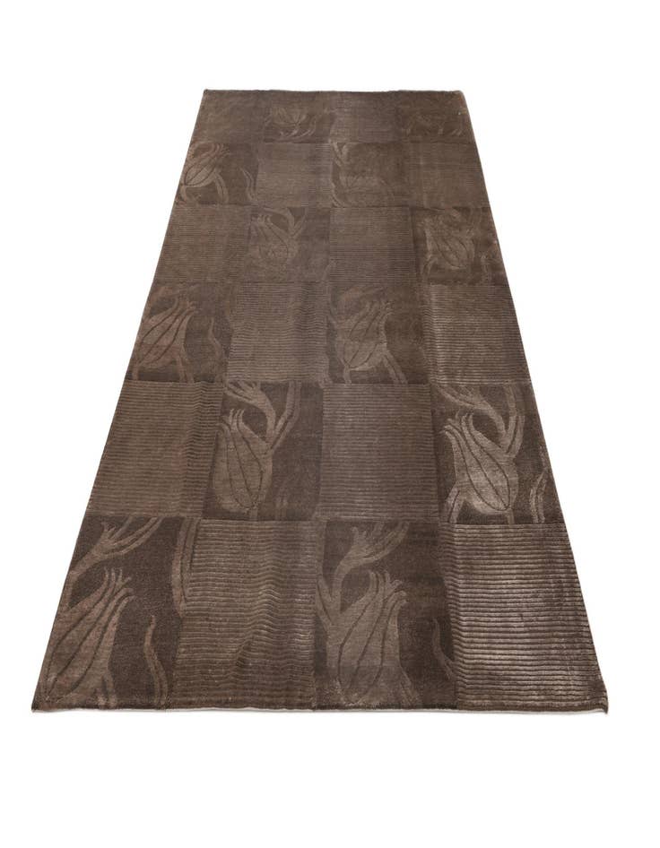 Detail image of  6' 9 x 10' 2  Hand Knotted Darya Wool Rug