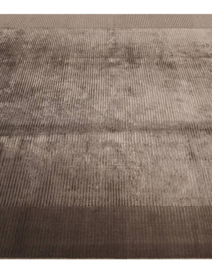 Detail image of  6' 7 x 9' 11  Hand Knotted Darya Wool Rug