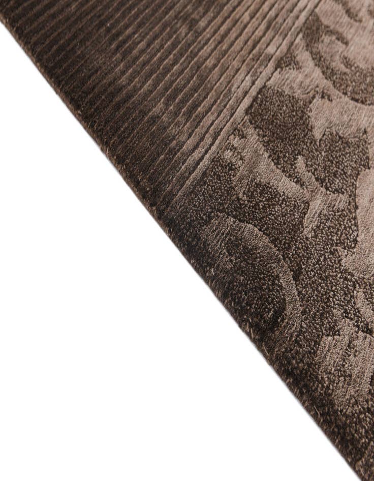 Detail image of  5' x 6' 9  Hand Knotted Darya Wool Rug