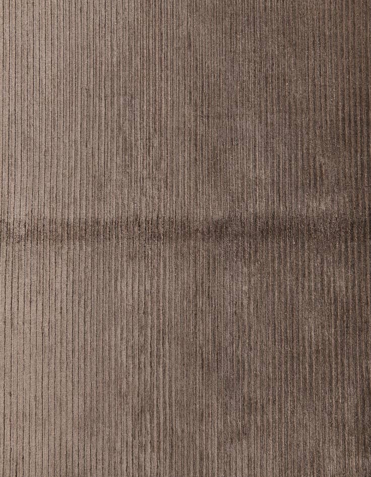 Detail image of  4' 11 x 6' 7  Hand Knotted Darya Wool Rug