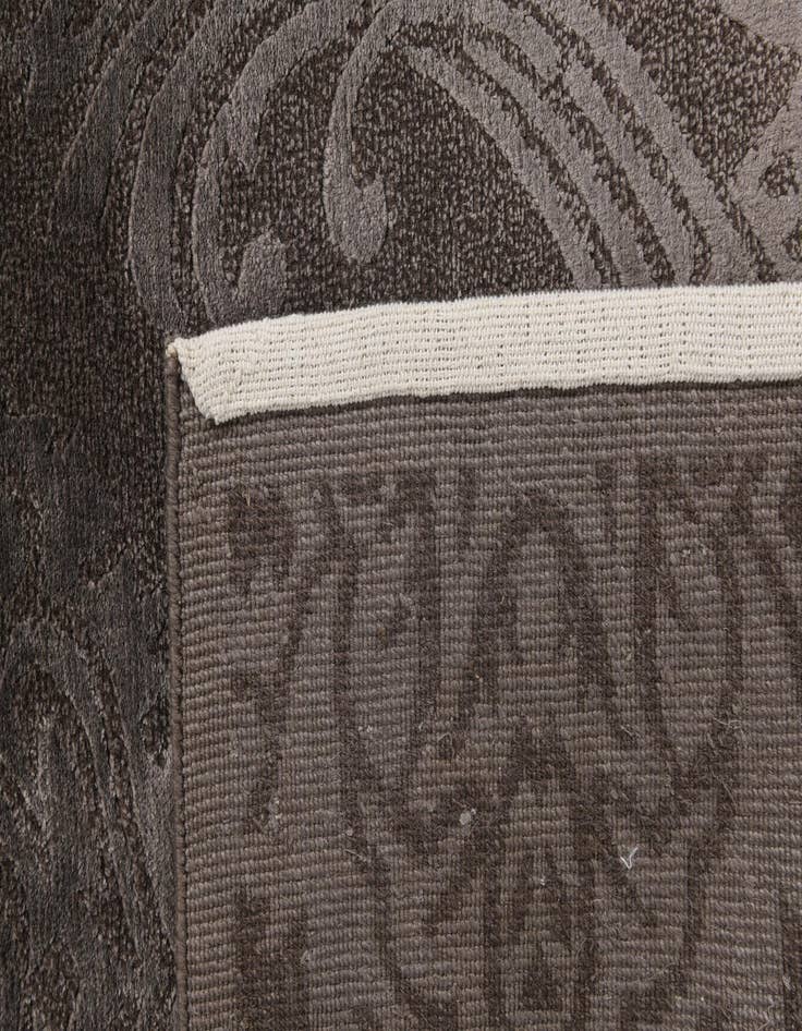 Detail image of  3' x 5'  Hand Knotted Darya Wool Rug