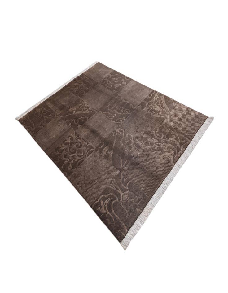 Detail image of  5' 9 x 7' 10  Hand Knotted Darya Wool Rug