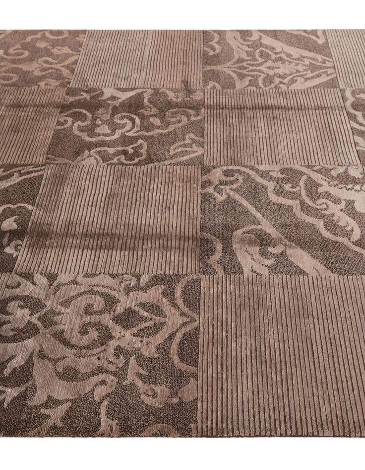 Detail image of  5' 9 x 8'  Hand Knotted Darya Wool Rug