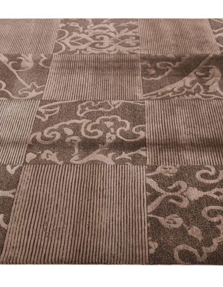 Detail image of  5' 9 x 8' 1  Hand Knotted Darya Wool Rug