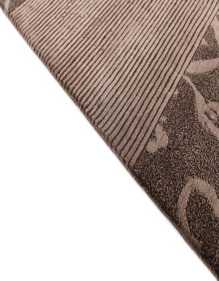 Detail image of  5' 9 x 8' 1  Hand Knotted Darya Wool Rug