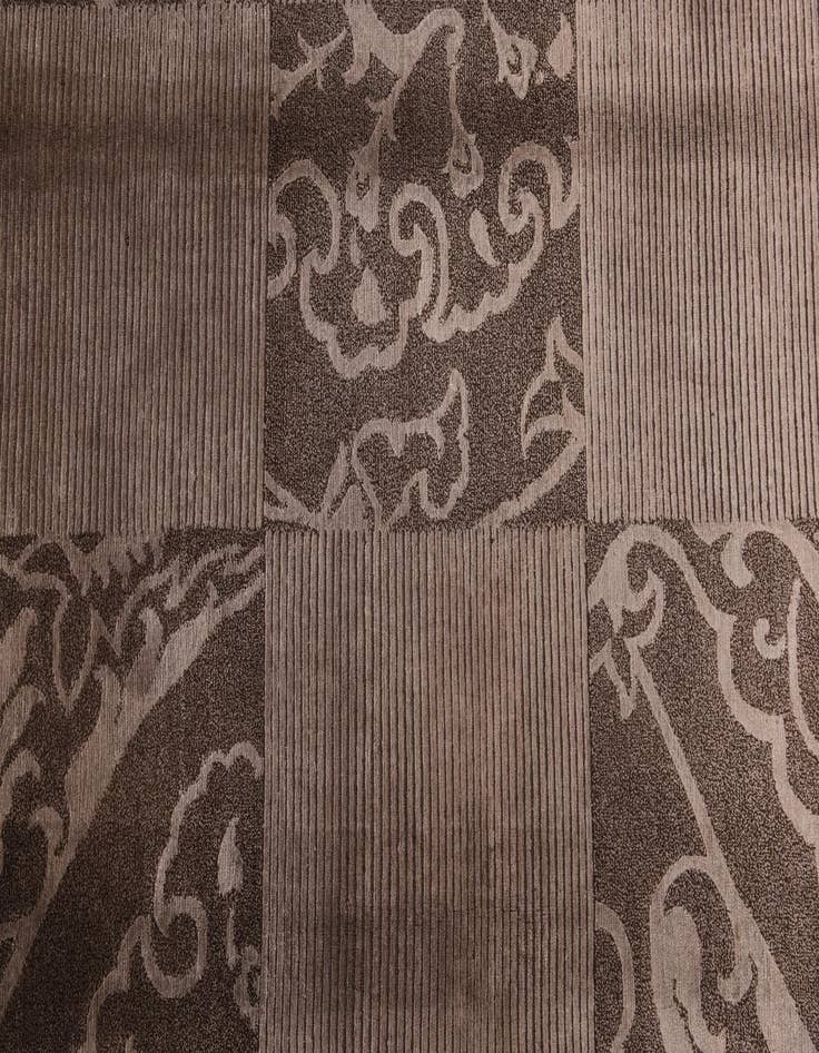 Detail image of  5' 8 x 8'  Hand Knotted Darya Wool Rug