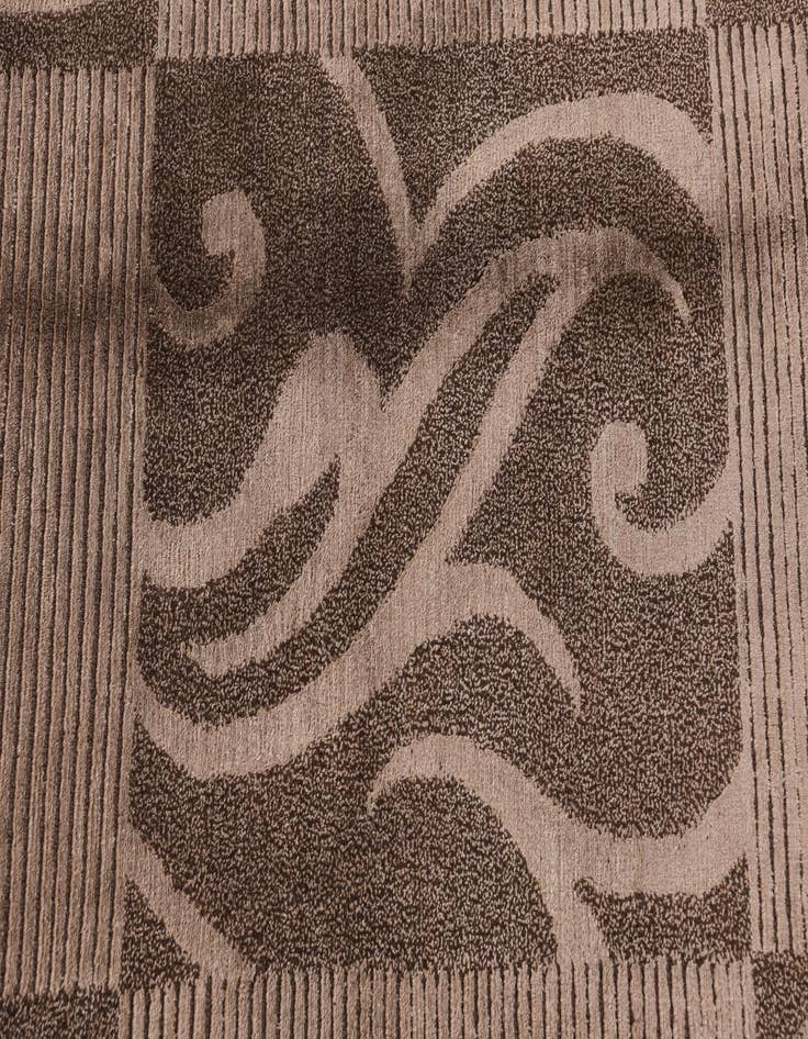 Detail image of  5' 7 x 8'  Hand Knotted Darya Wool Rug