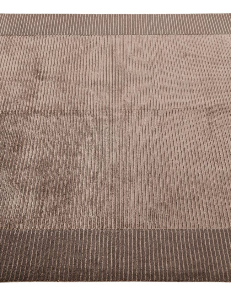 Detail image of  5' 8 x 7' 10  Hand Knotted Darya Wool Rug