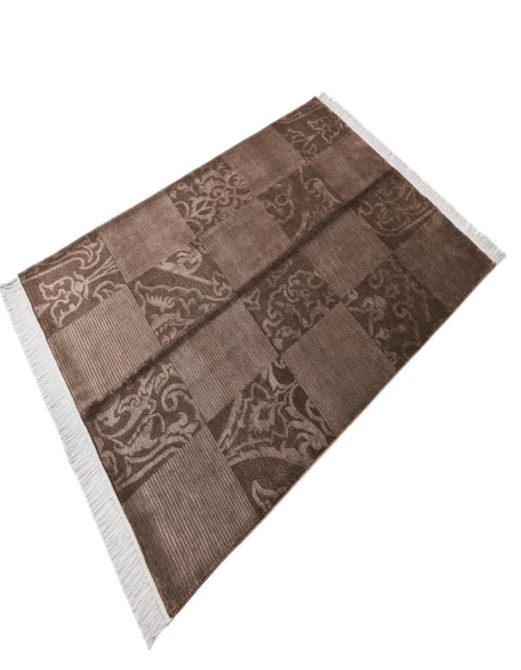 Detail image of  4' 2 x 6' 2  Hand Knotted Darya Wool Rug