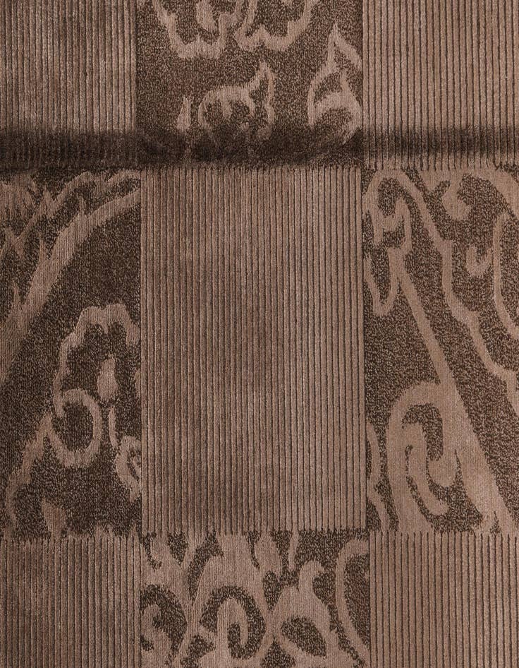 Detail image of  4' 2 x 6' 2  Hand Knotted Darya Wool Rug