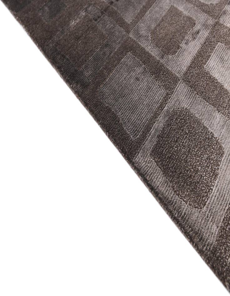 Detail image of  5' 9 x 8' 4  Hand Knotted Darya Wool Rug