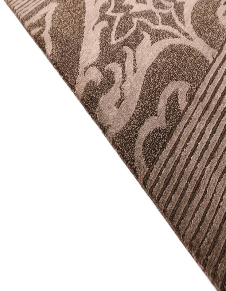 Detail image of  5' 9 x 8' 2  Hand Knotted Darya Wool Rug