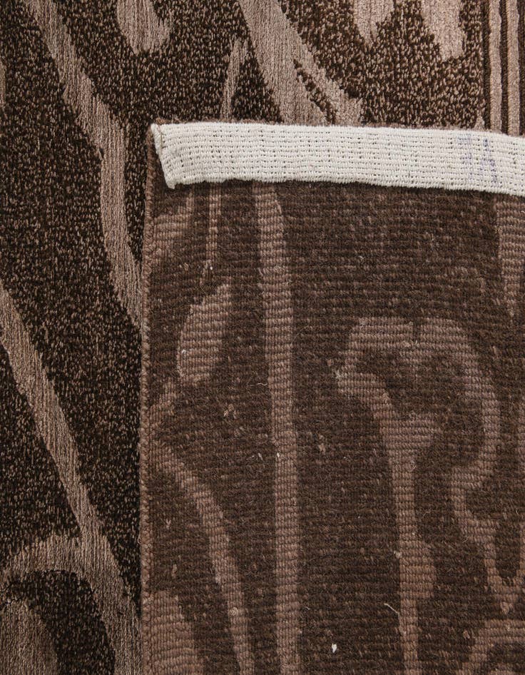 Detail image of  5' 9 x 8' 2  Hand Knotted Darya Wool Rug