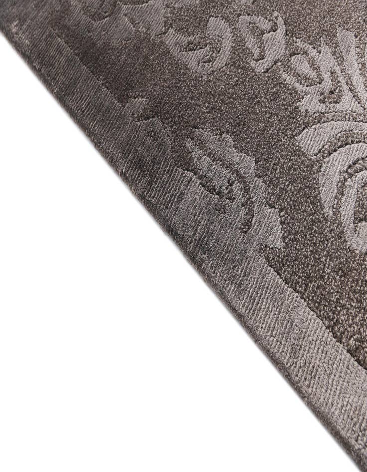 Detail image of  6' 9 x 10'  Hand Knotted Darya Wool Rug