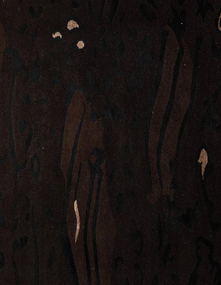 Detail image of  5' 8 x 8'  Hand Knotted Darya Wool Rug