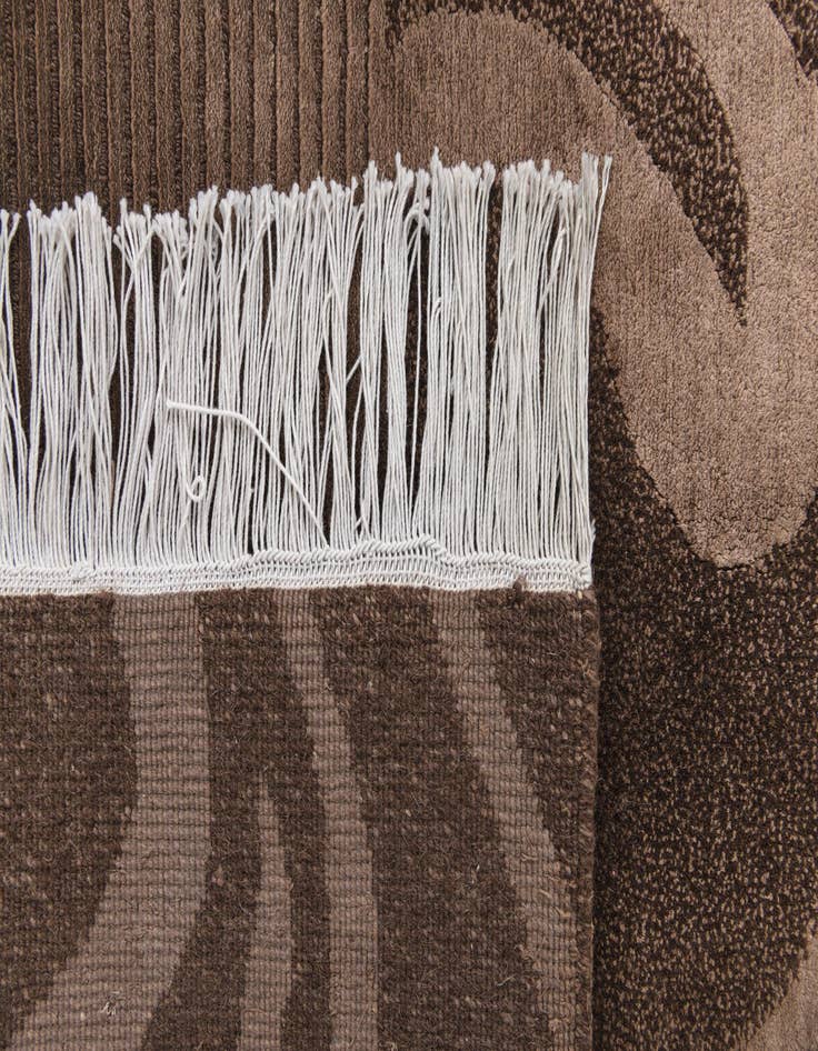 Detail image of  5' 9 x 7' 11  Hand Knotted Darya Wool Rug
