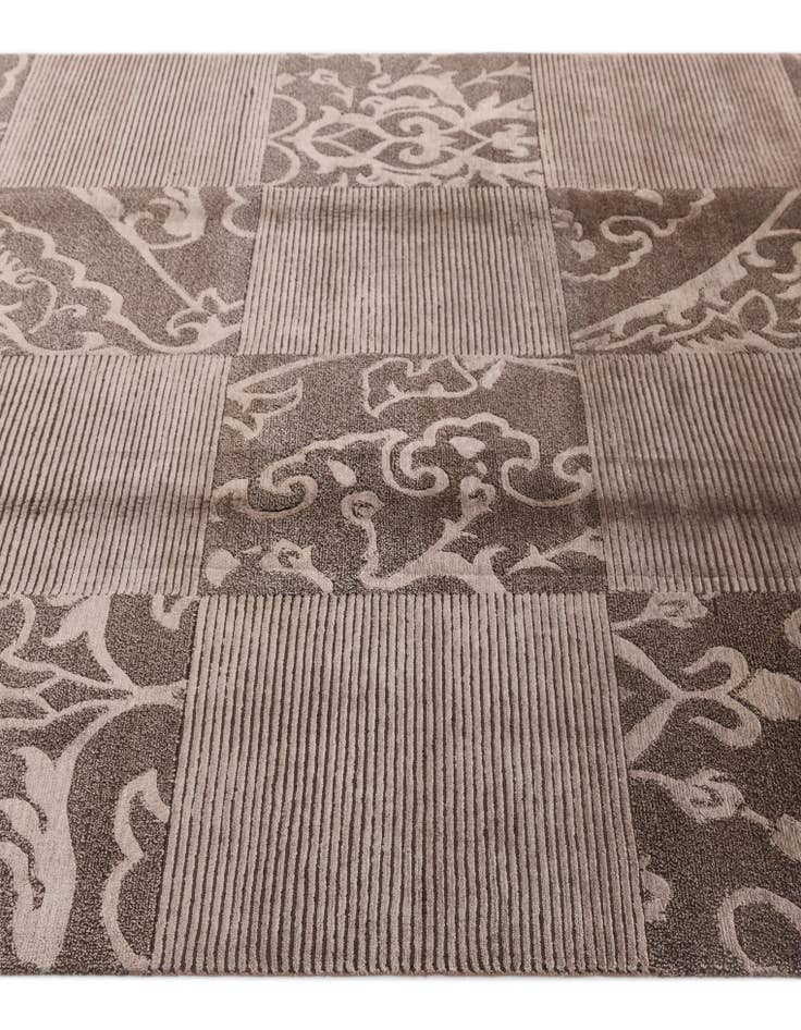 Detail image of  5' 9 x 8'  Hand Knotted Darya Wool Rug