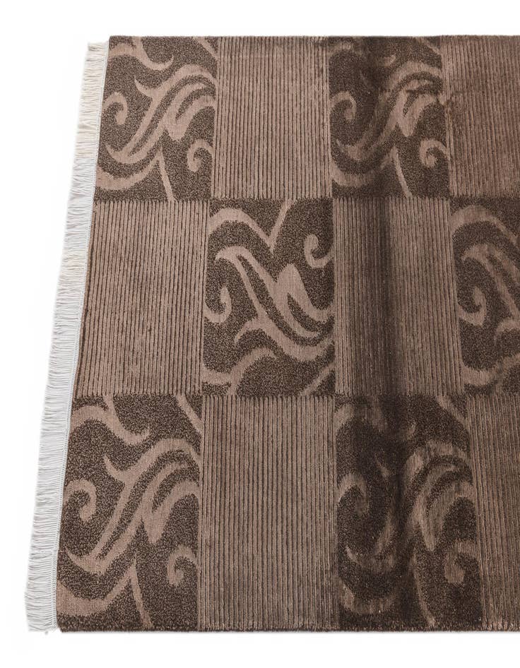 Detail image of  2' 7 x 5'  Hand Knotted Darya Wool Rug