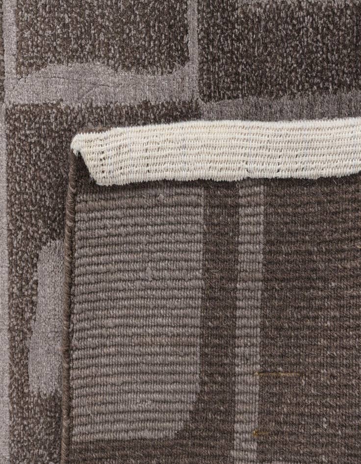 Detail image of  2' 11 x 5' 1  Hand Knotted Darya Wool Rug