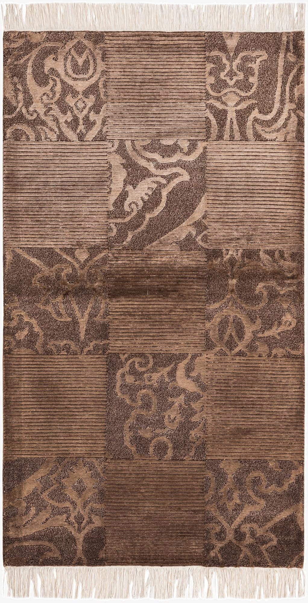  2' 9 x 4' 11  Hand Knotted Darya Wool Rug