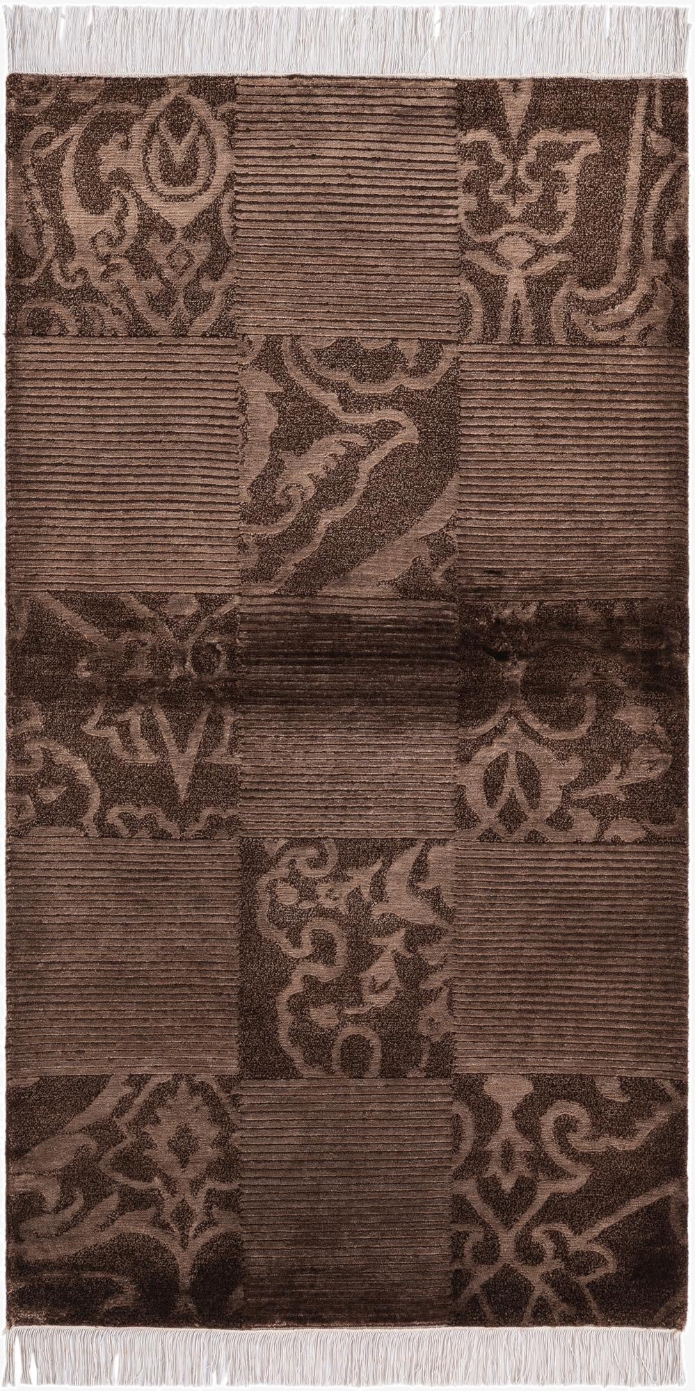  2' 9 x 5' 1  Hand Knotted Darya Wool Rug