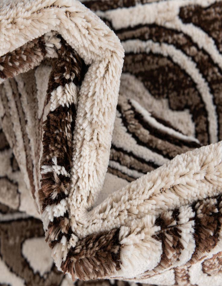 Detail image of  7' x 10' Hermitage Rug