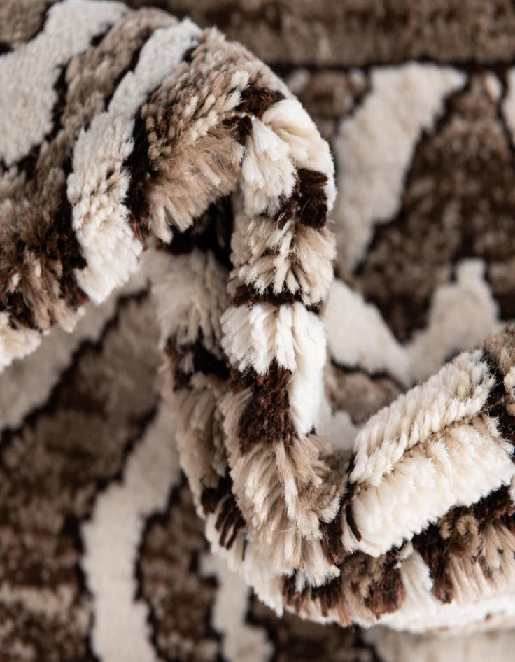 Detail image of  7' 10 x 10' Hermitage Rug