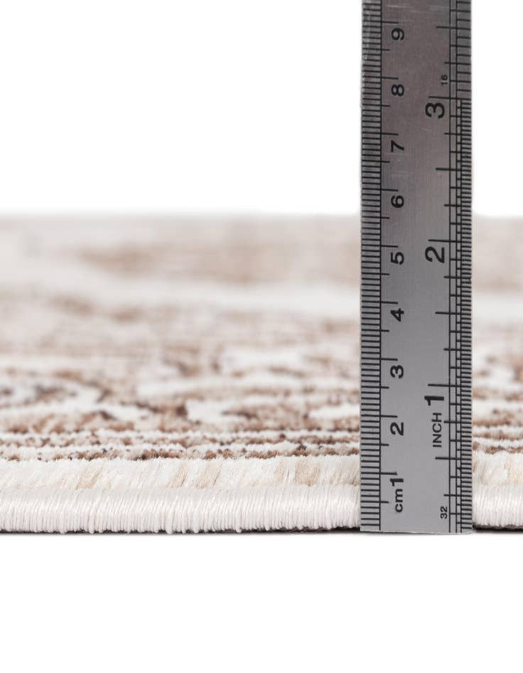 Detail image of  7' x 10' Hermitage Rug