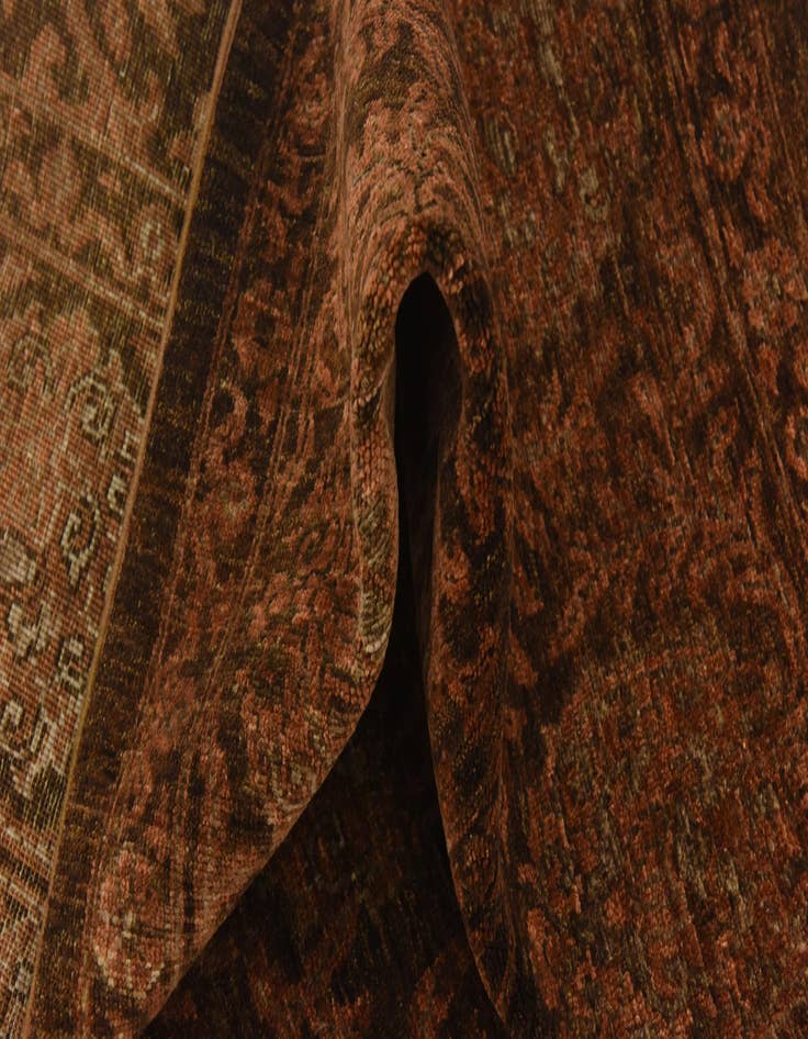 Detail image of  6' 8 x 9' 10  Hand Knotted Peshawar Ziegler Rug