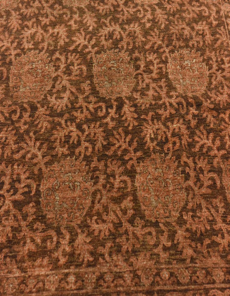 Detail image of  6' 8 x 9' 10  Hand Knotted Peshawar Ziegler Rug