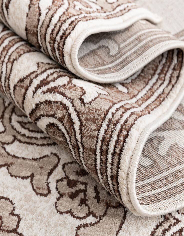 Detail image of  6' x 6' Hermitage Round Rug