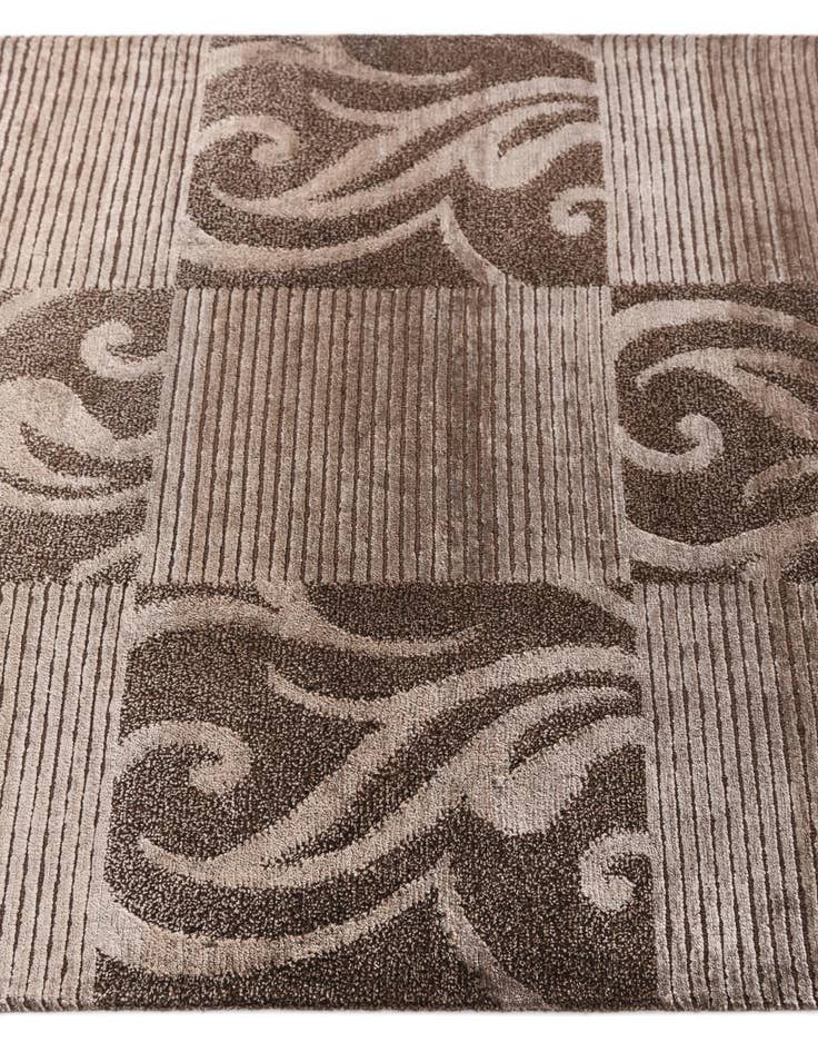 Detail image of  2' 9 x 9' 6  Hand Knotted Darya Wool Runner Rug