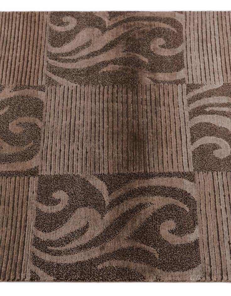 Detail image of  2' 7 x 10' 3  Hand Knotted Darya Wool Runner Rug